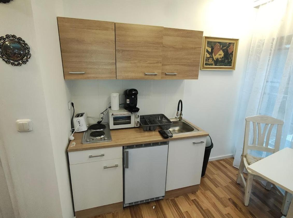 Pension Donaublick Grein 2 In Stifterstrasse19. Apartamento Exterior foto